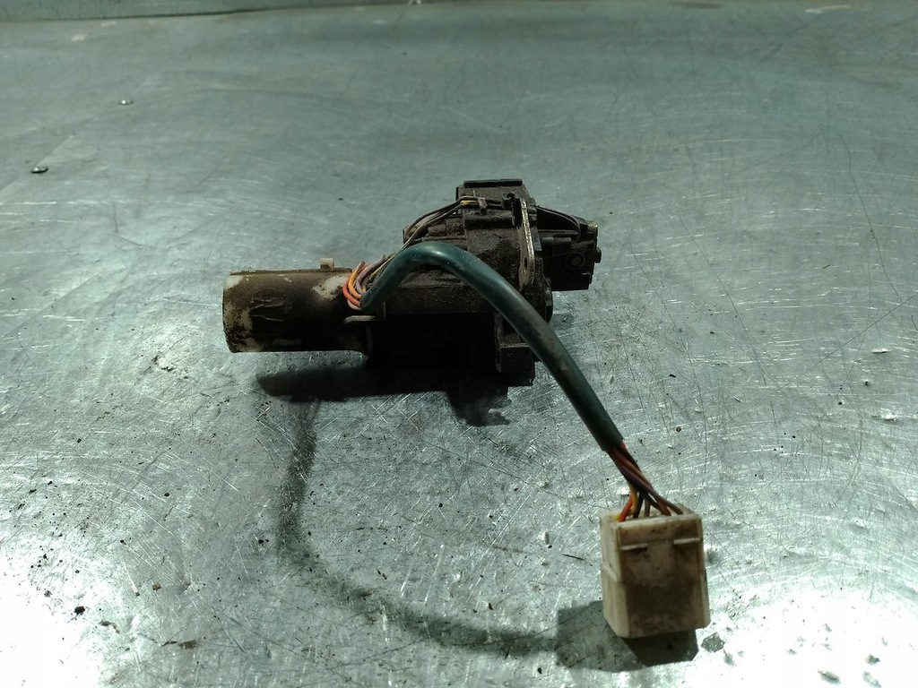 фото №5, Замок кришки lancia thesis