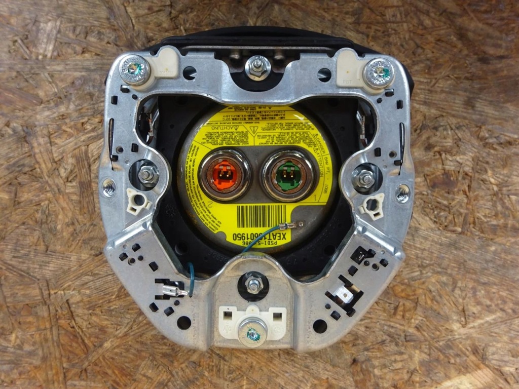 фото №8, Audi a4 b7 8h cabrio 04-08 подушка безопасности подушка воздушная водителя 8h0880201l