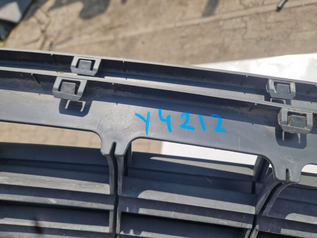 фото №11, Vw crafter решётка средняя бампера перед передняя