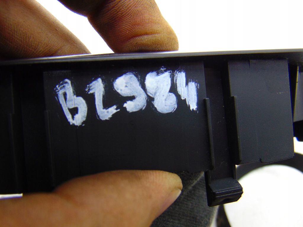 фото №11, Ручка + чохол домкрата перемикання передач vw golf vi 6 scirocco iii 1k0711113cg