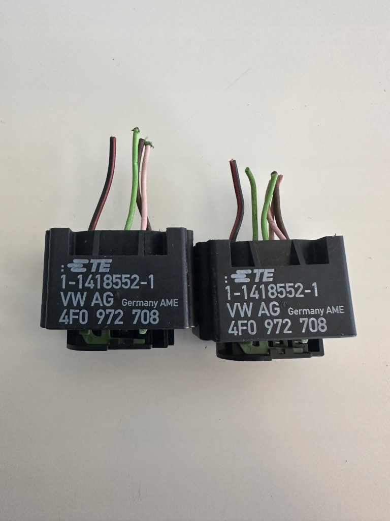 фото №1, !vw audi колодка соединитель штекер 4f0972708!