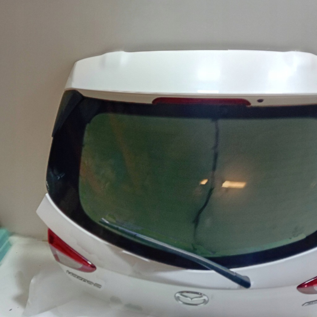 фото №8, Mazda 2 dj 2014- крышка багажника задняя задняя комплектная