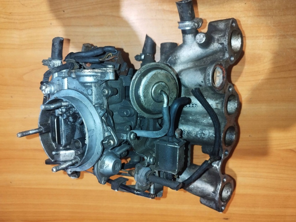 Купити Карбюратор з колектор audi 80 b3
