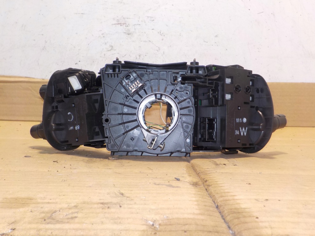 фото №2, Переключатель комбинированный renault scenic ii 1.9dci 8200127728