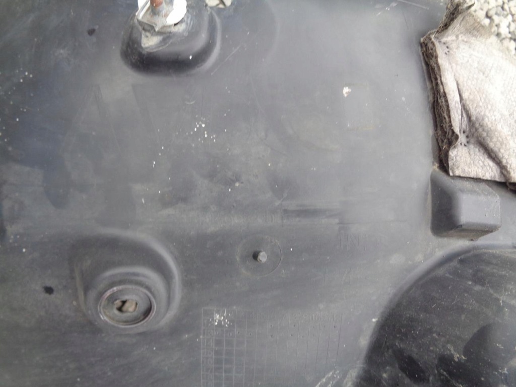 Подкрылок правое перед передние citroen c4 picasso 2 2013- Недорого