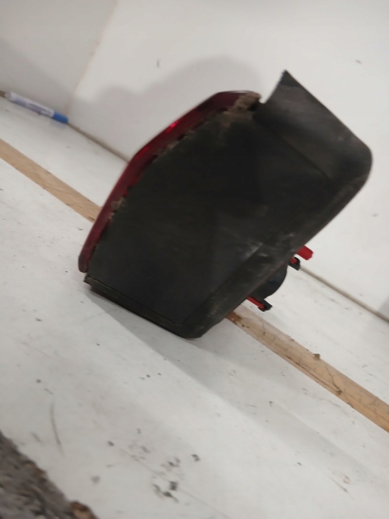 Alfa romeo 159 фонарь  правый  задняя крышки седан Доставка