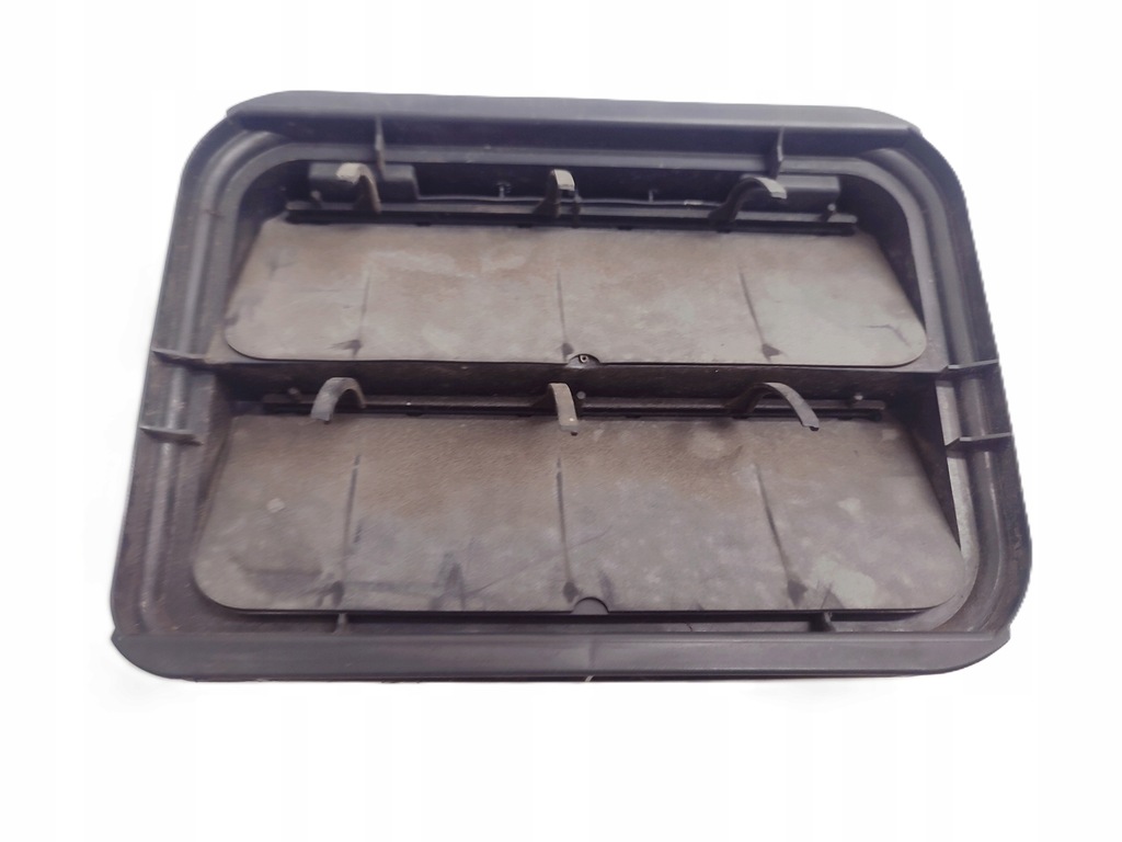 фото №1, Renault kadjar решётка вентиляционная задняя