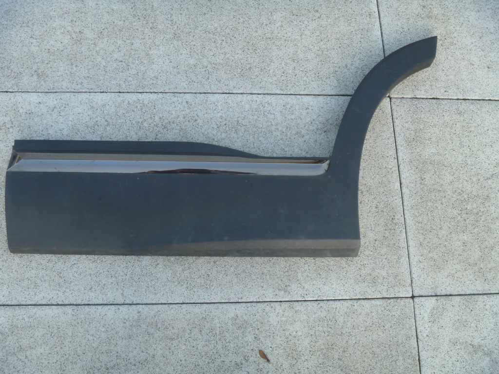 фото №12, Hyundai santa fe iv молдинг бампера заднего правая 86692-s1010