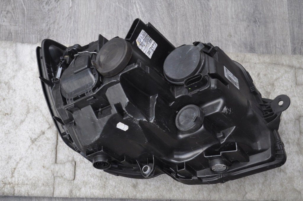 фото №13, Лампа левая vw transporter t6 7e1941015 ad europa