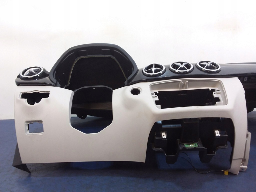 фото №6, Mercedes b w246 приборная панель приборная приборная панель консоль