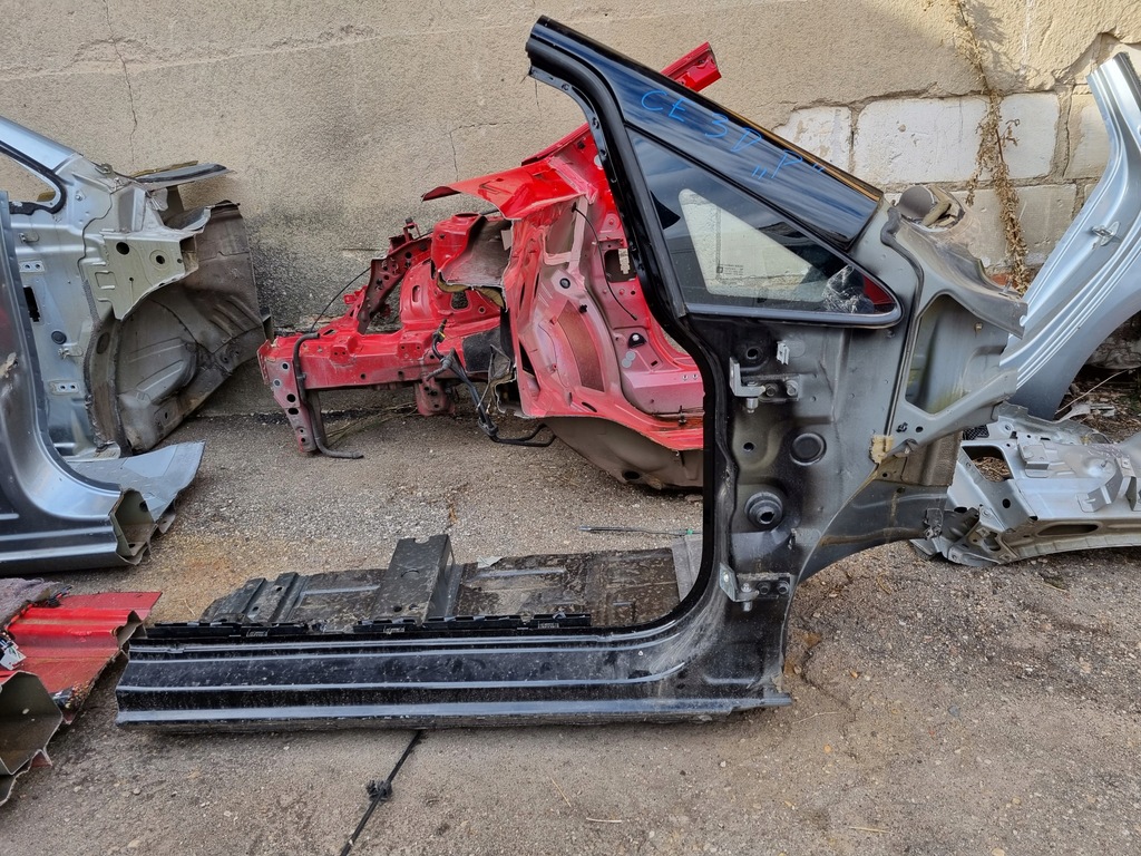 фото №1, Opel corsa e 3d порог правый