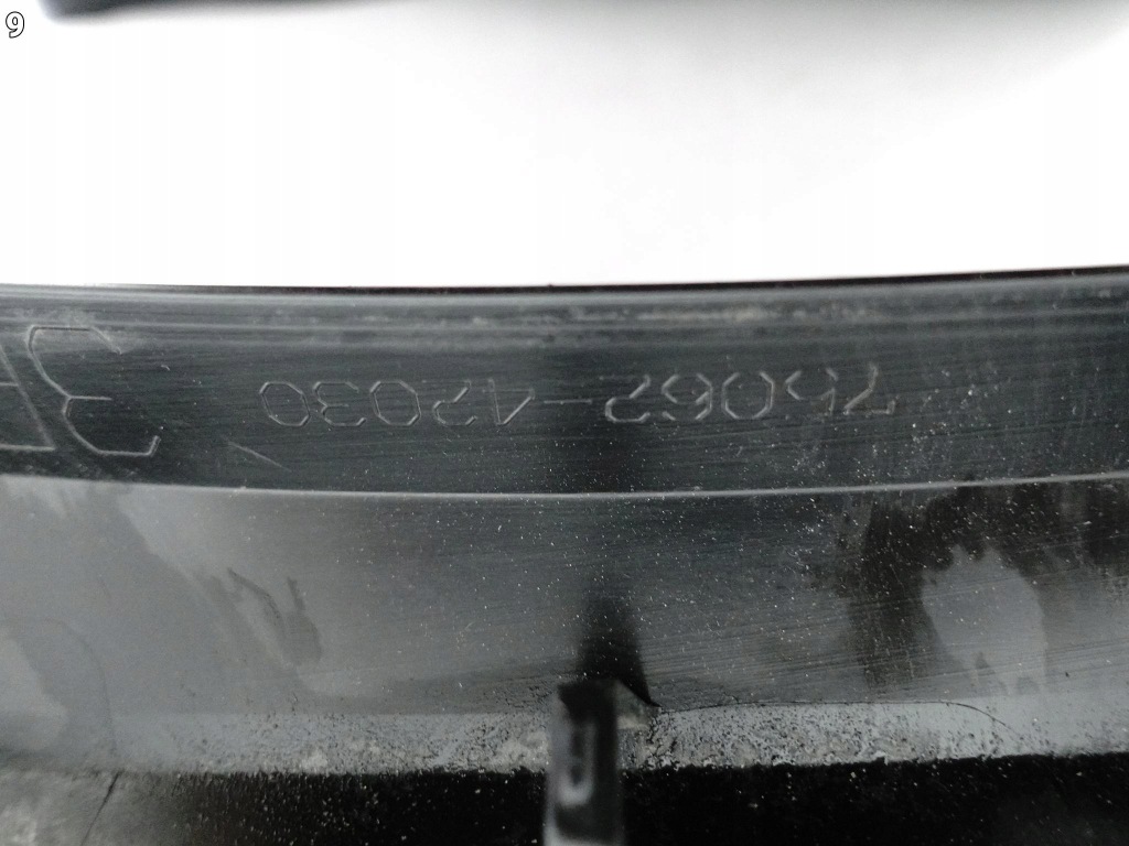 Toyota rav4 v 5 axah54 19- молдинг защита на дверь левая задний  75062-42030 Цена