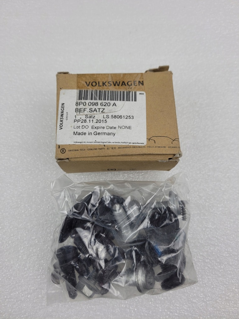 фото №1, Audi a3 8p набор монтажный дверь задняя 8p0098620a новый oryg.