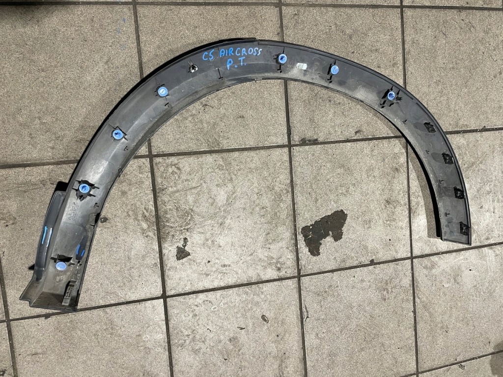 фото №5, Citroen c5 aircross молдинг крыла задняя правая 9816832277 левая 9816833677