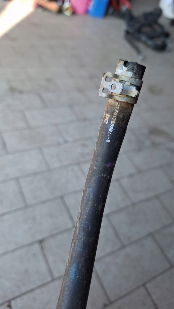 Шланг пабтрубок  воды renault kangoo iii iv z.e 217417699r Цена