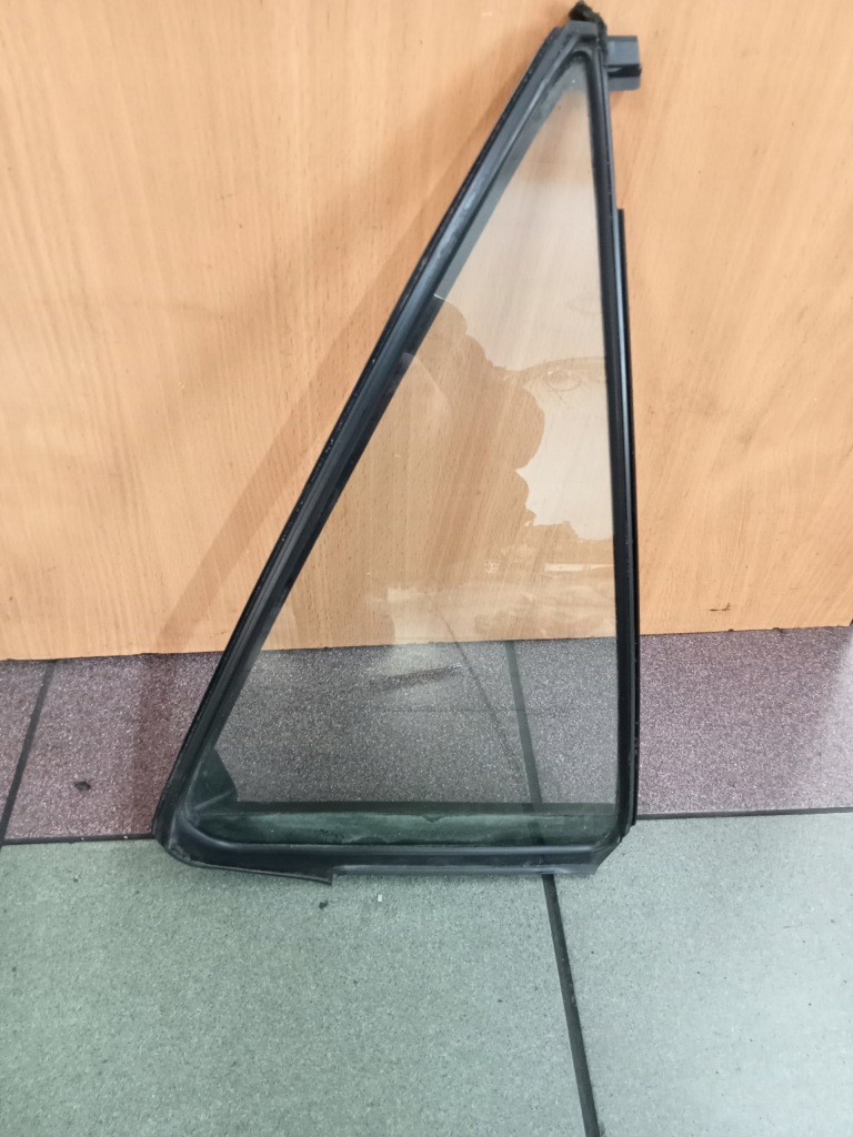 фото №1, Mazda 6 gy скло кузовна задня права #2