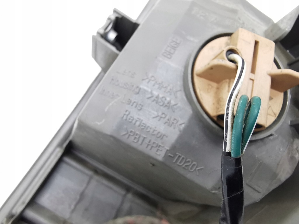 фото №11, Лампа левый задняя toyota hilux vii lift 12-15r 0k245642