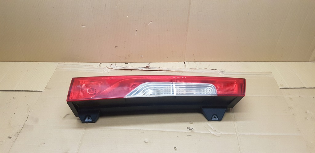 фото №1, Mercedes sprinter 910 907 лампа задняя задняя правая