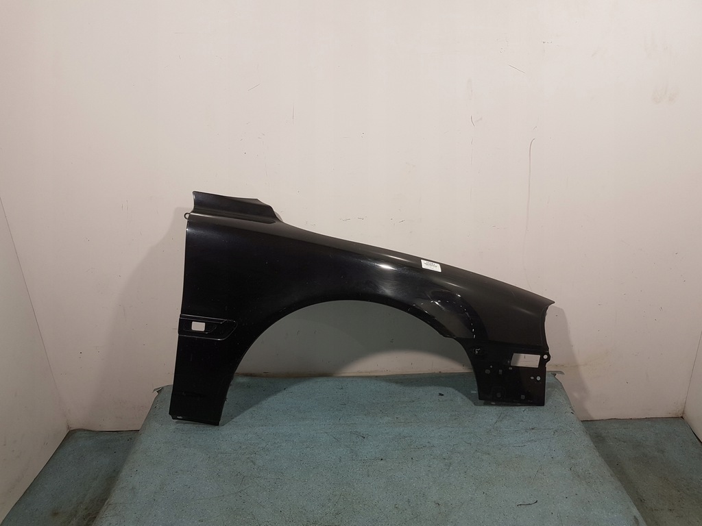 фото №1, Volvo s80 крила перед правий