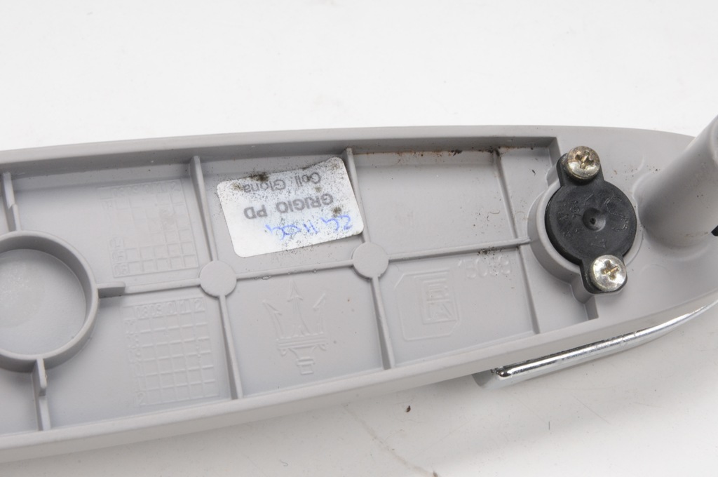 фото №5, Maserati quattroporte v ручка дахова стельовий кронштейн