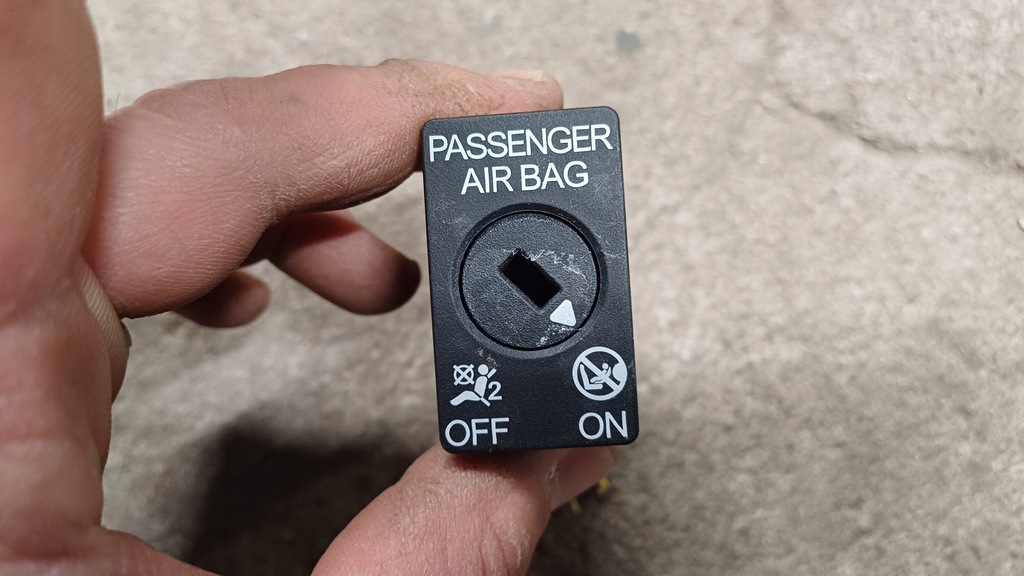 фото №1, Seat arona переключатель air bag 5q0919237