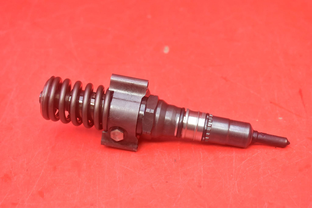 фото №6, Інжектор насос-форсунка 03g130073g 041472404 chrysler sebring iii 2.0 crd 150 km