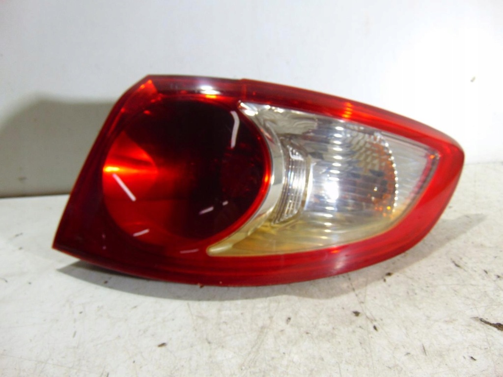 фото №1, Лампа правая задняя задняя 4 pin hyundai santa fe ii