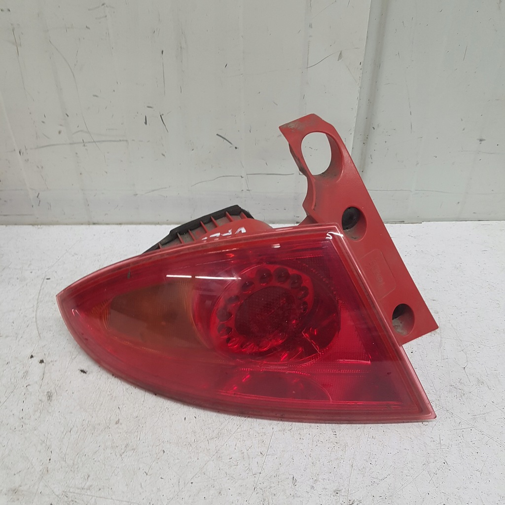 фото №1, Лампа левая задняя lift seat leon 2 2011