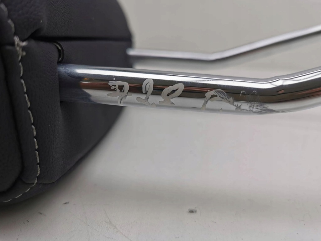 фото №5, Audi a1 2019 правая сторона подголовник сиденье передний