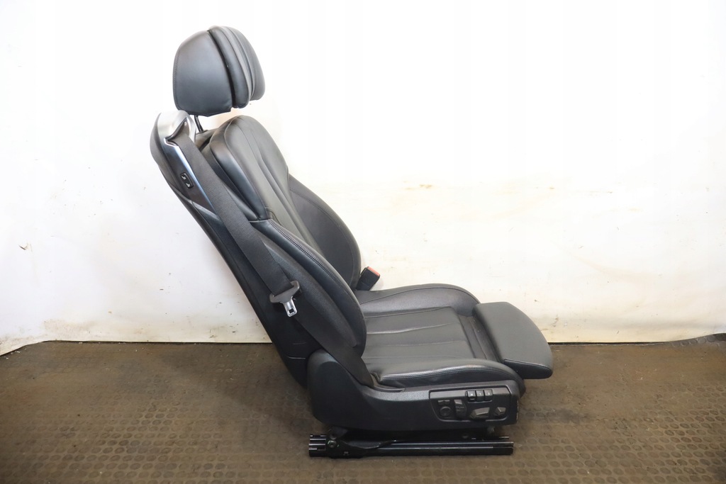 фото №9, Сиденья заднее сиденье обшивки комплект 6 640d f06 3.0d gran