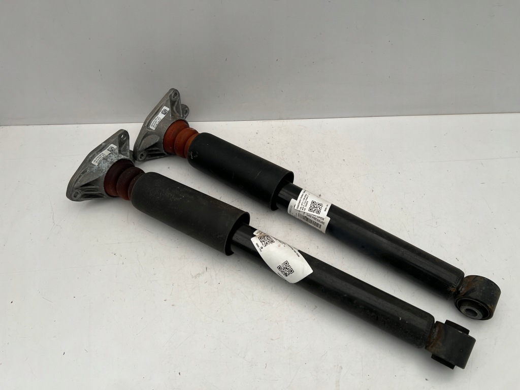 Купить Амортизатор задний  задний mini cooper f56 6879653 оригинал комплект левый правый