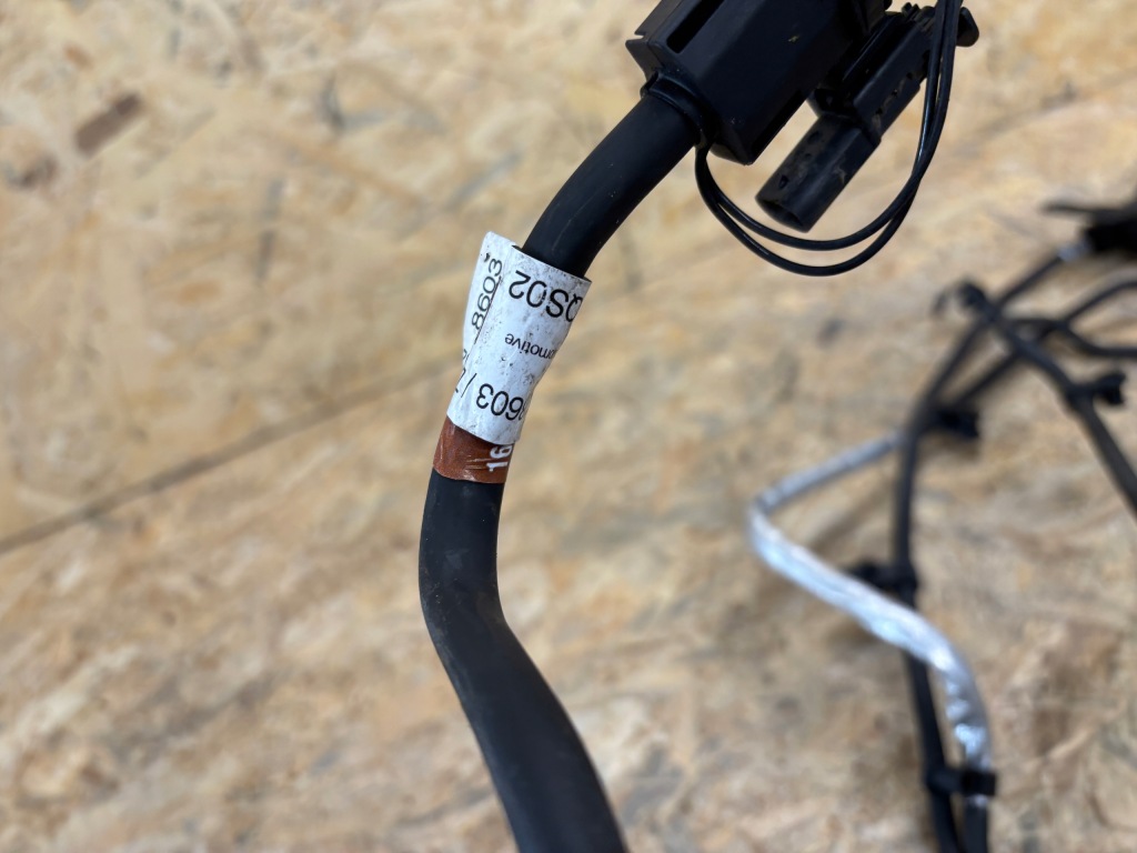 Mercedes gl w167 трубка adblue a1674708603 idealny с Разборки