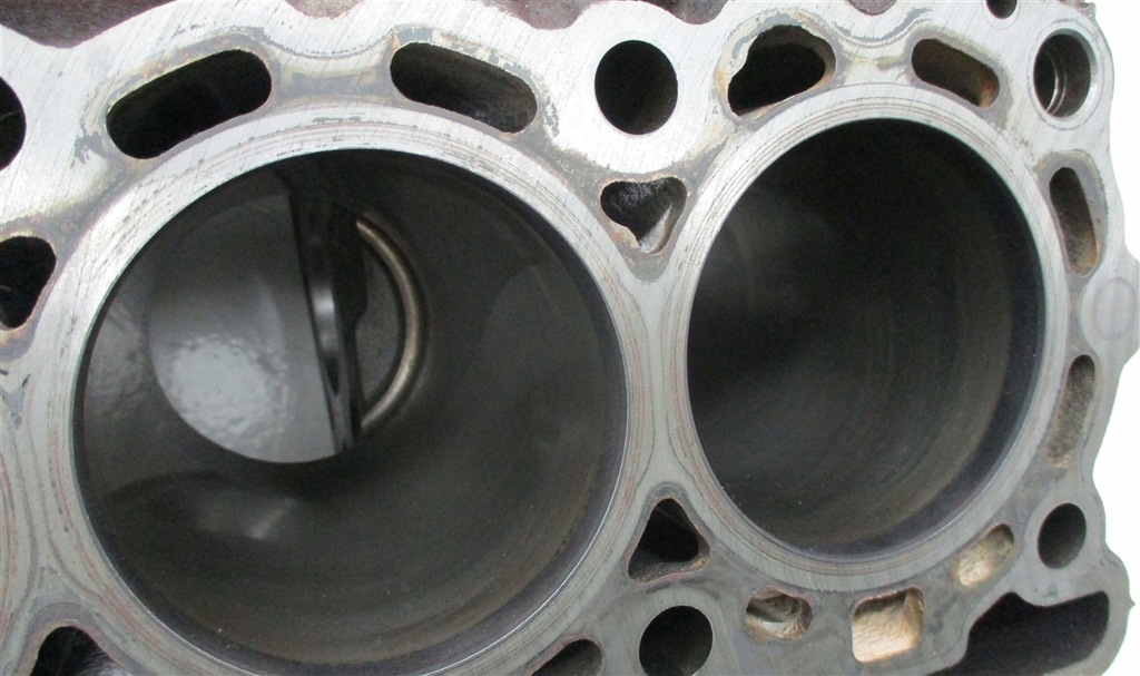 фото №6, Блок двигуна citroen c5 iii c6 407 2.7 hdi v6 uhz 5u3q-6015-ae