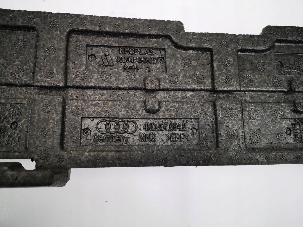 фото №9, Audi s8 d5 абсорбер бампера перед 4n0807694b