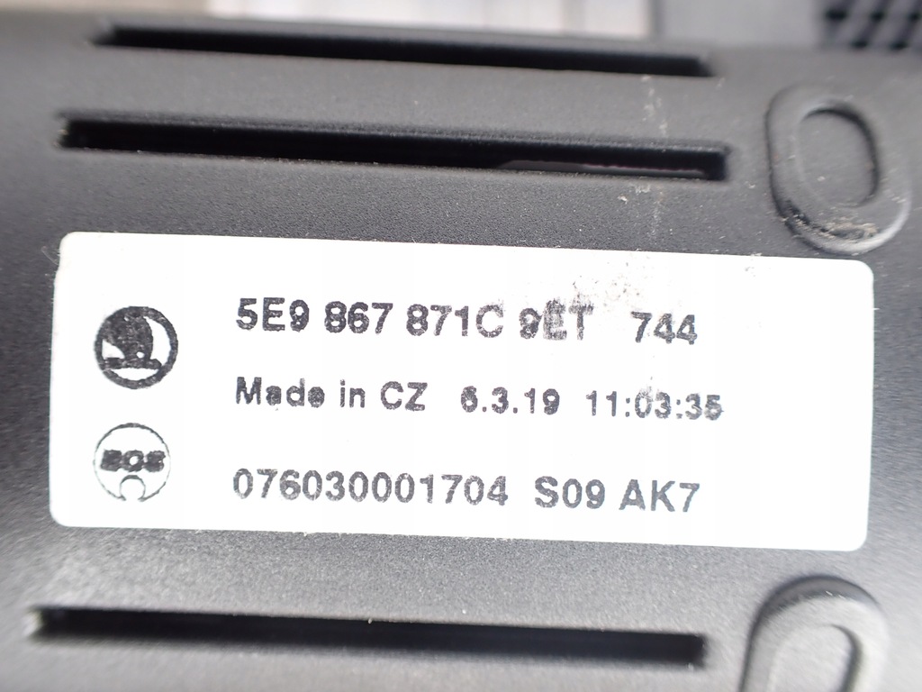 фото №9, Шторка багажника skoda octavia iii 2019 europa 4x4 kombi 5e9867871c