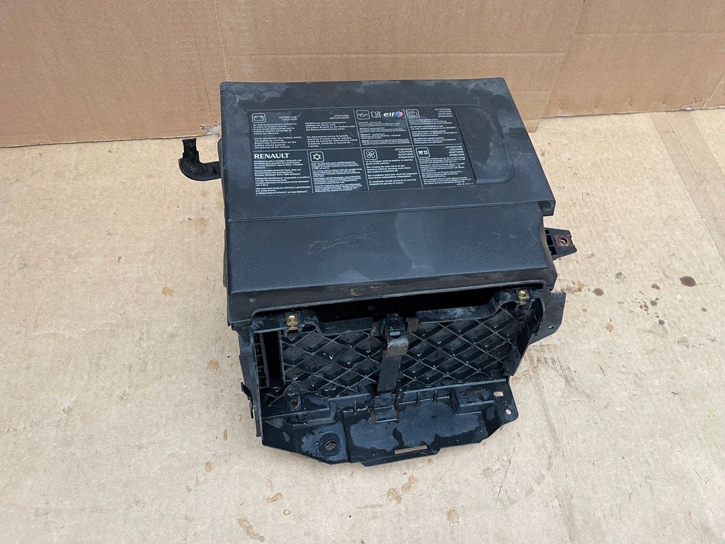 фото №2, Основание аккумулятор renault megane iii 1.5 dci