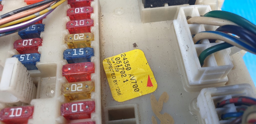 фото №5, Nissan primera p12 коробка запобіжників 24350av700 реле 2523079964