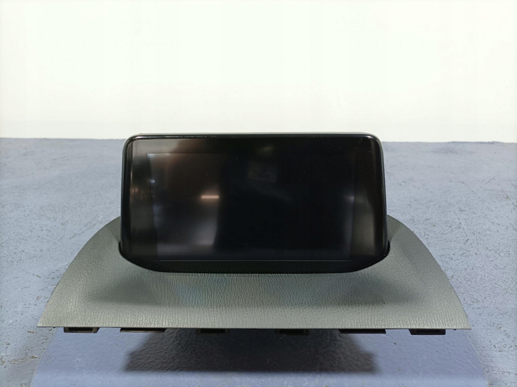 Купити Mazda 3 iii bm рестайлінг  дисплей радіо навігації b61a611j0