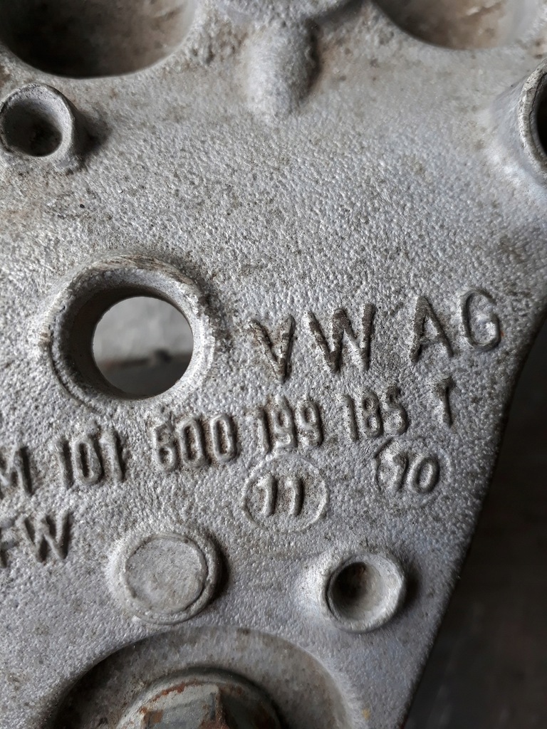 фото №4, Подушка двигателя 6q0199185t seat ibiza iv