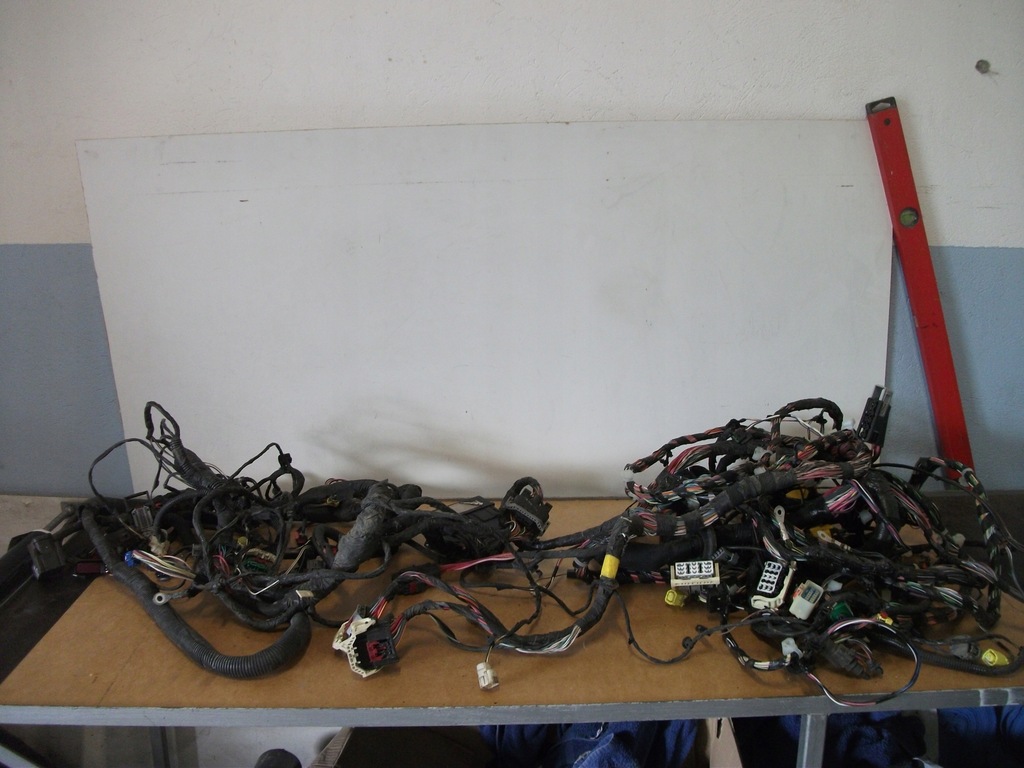 фото №1, Электропроводка салона jeep compass i p68056097ab 2.2