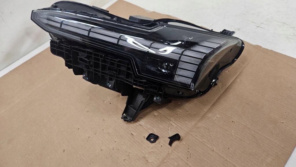 фото №1, Лампа ліва перед передня volvo ex30 full led 80000401