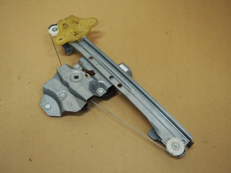 фото №2, Механізм скло двері правий задня renault clio iv