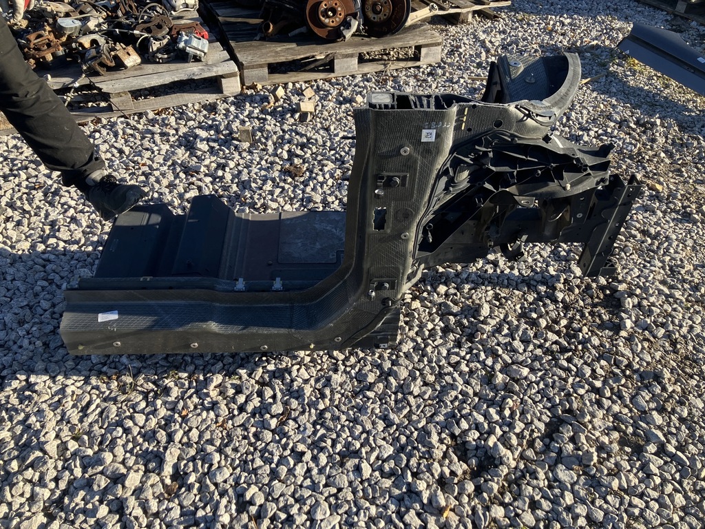 фото №1, Лонжерон правая четверть bmw i3 i01