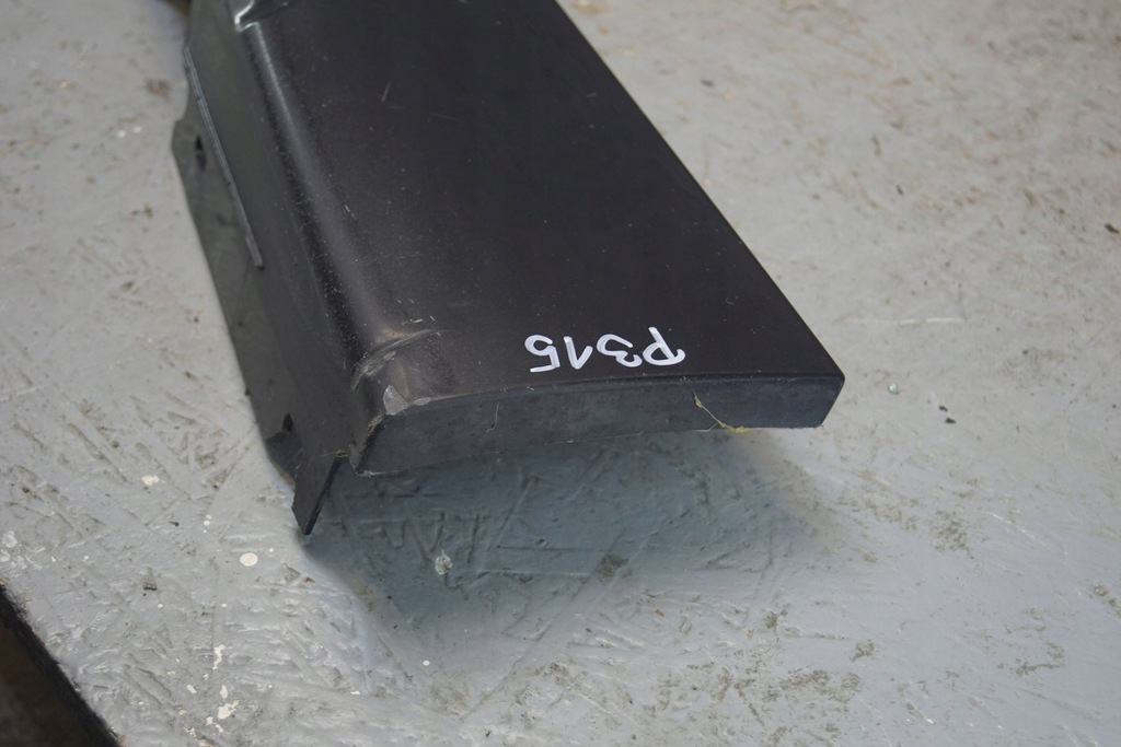 фото №12, Bmw e81 m-pakiet молдинг поріг права 8044664 p315