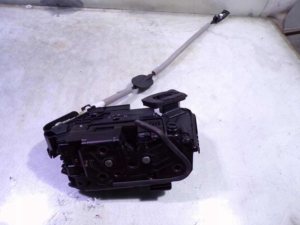 фото №8, Замок дверь правый задняя vw t-roc a6e5ta839016