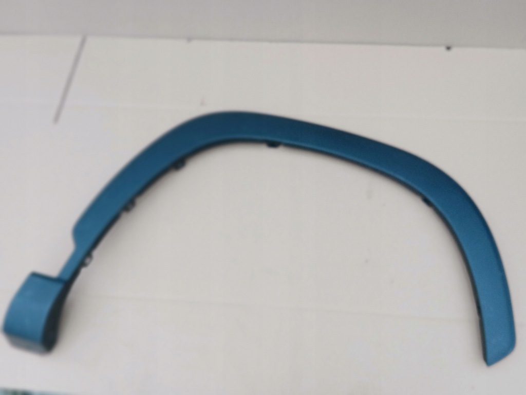 фото №1, Toyota corolla cross правая молдинг крыла перед