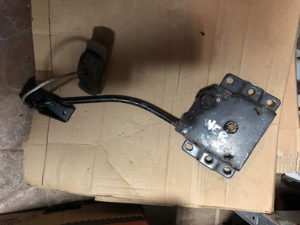 фото №1, Подъемник колеса запасного toyota corolla verso ii