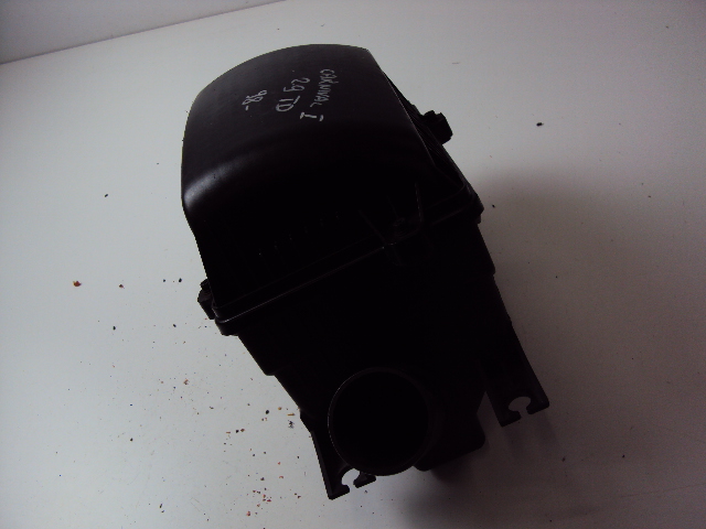 фото №4, Корпус фильтра воздуха kia carnival i 2.9 td 98-