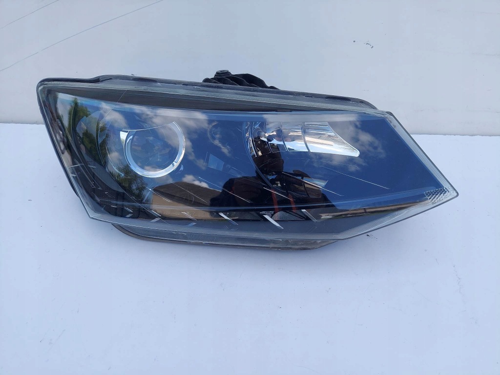 Купить Skoda fabia 3 6v фара правый  перед передняя led