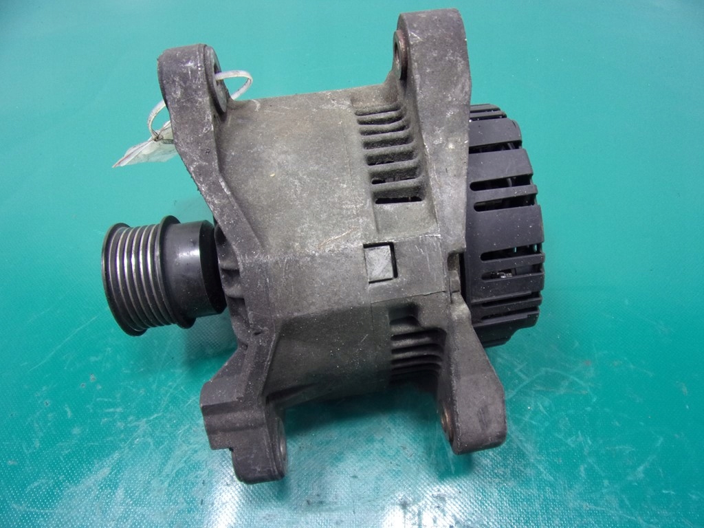 Bmw e46 1.9 генератор Недорого